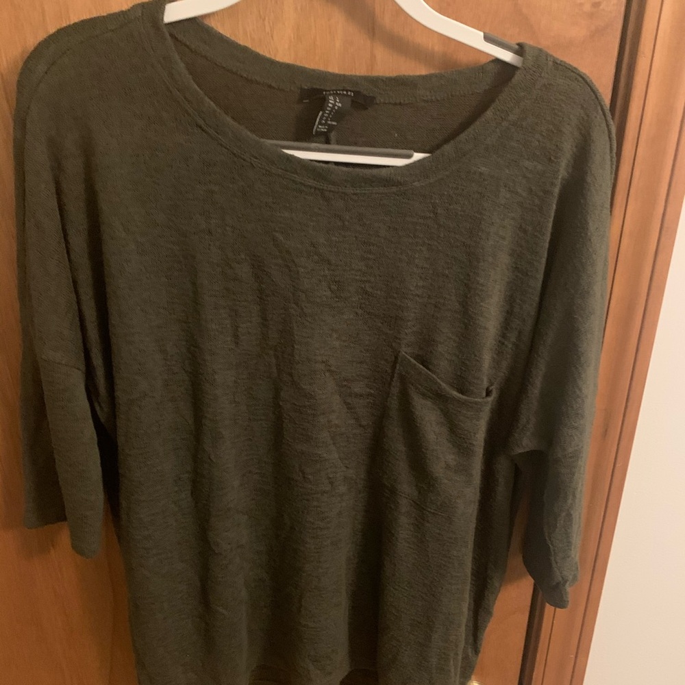 Forever 21 army green 3/4 sleeve knit top